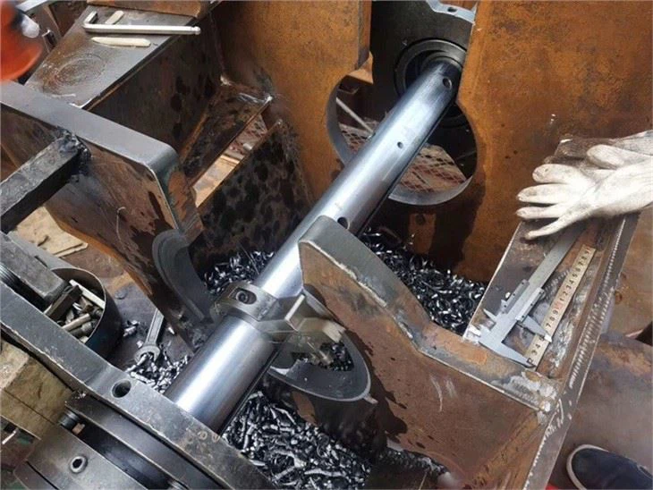 Large Scale Line Boring Machine Compressor Stern Turbine On Site Machining